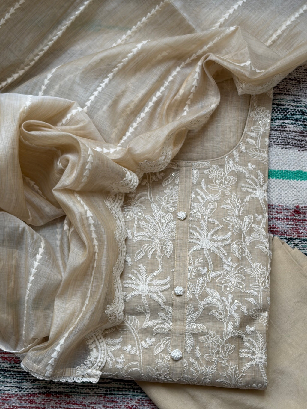 Premium Pure Maheshwari Unstitched Suit Set with Thread Work