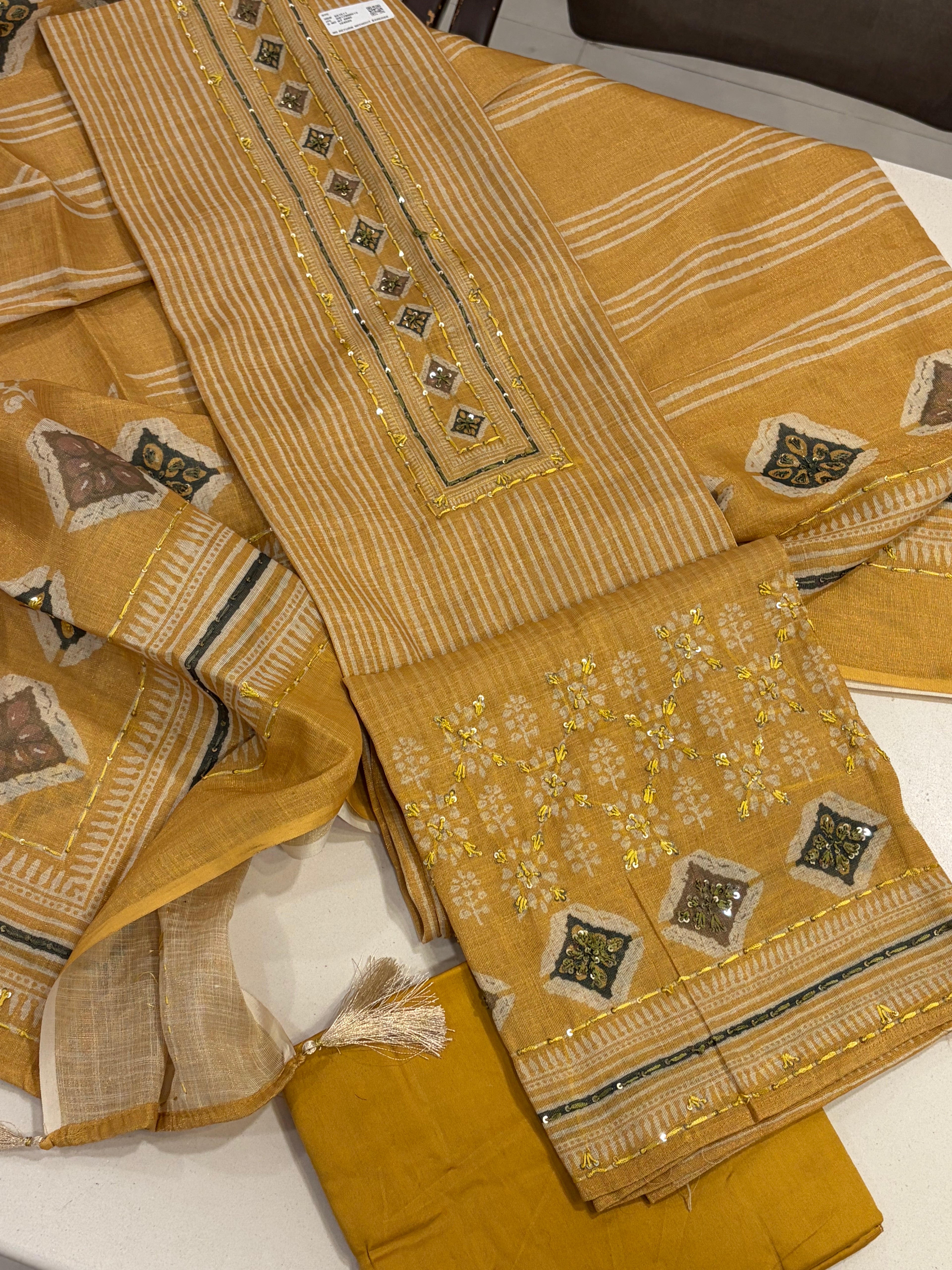 Festive Maheshwari Linen – Premium Suit Set