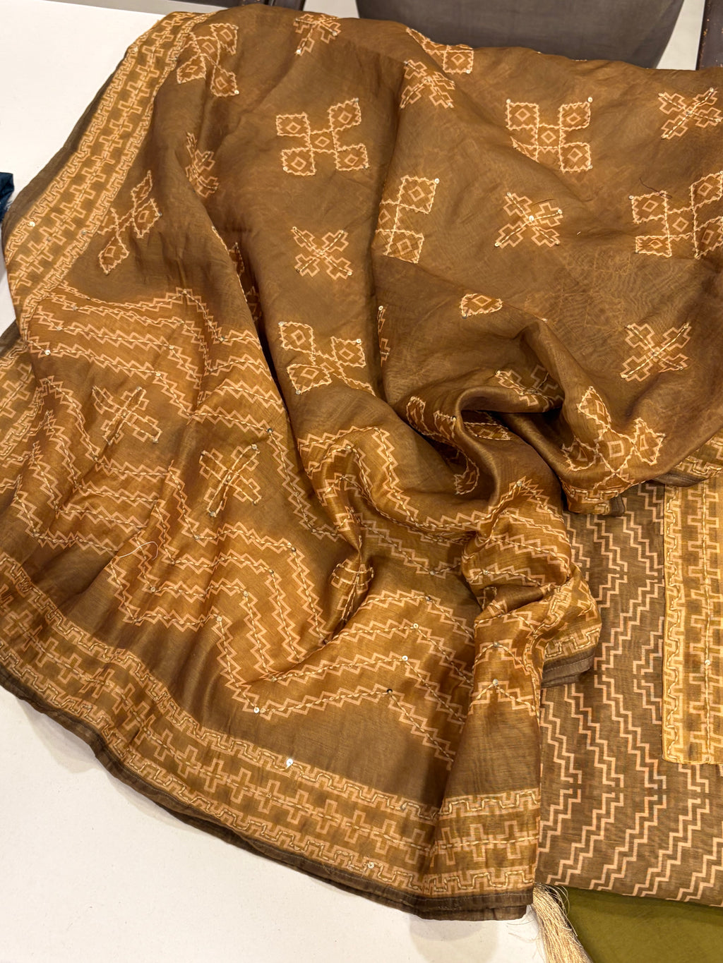 Maheshwari Kantha Heritage Suit Set