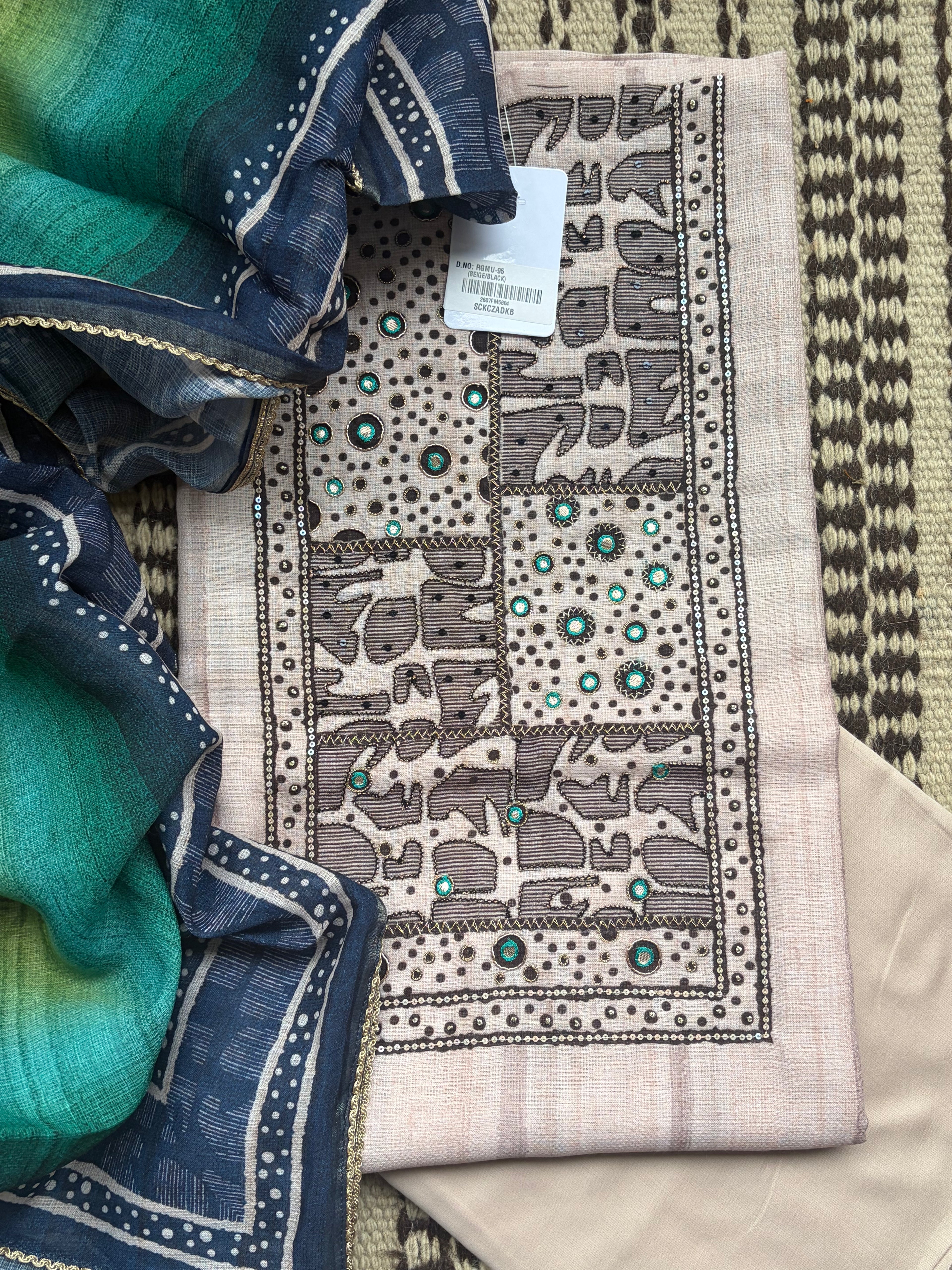 Linen Maheshwari Soft Unstitched Suit Set with Vibrant Contrast Dupatta