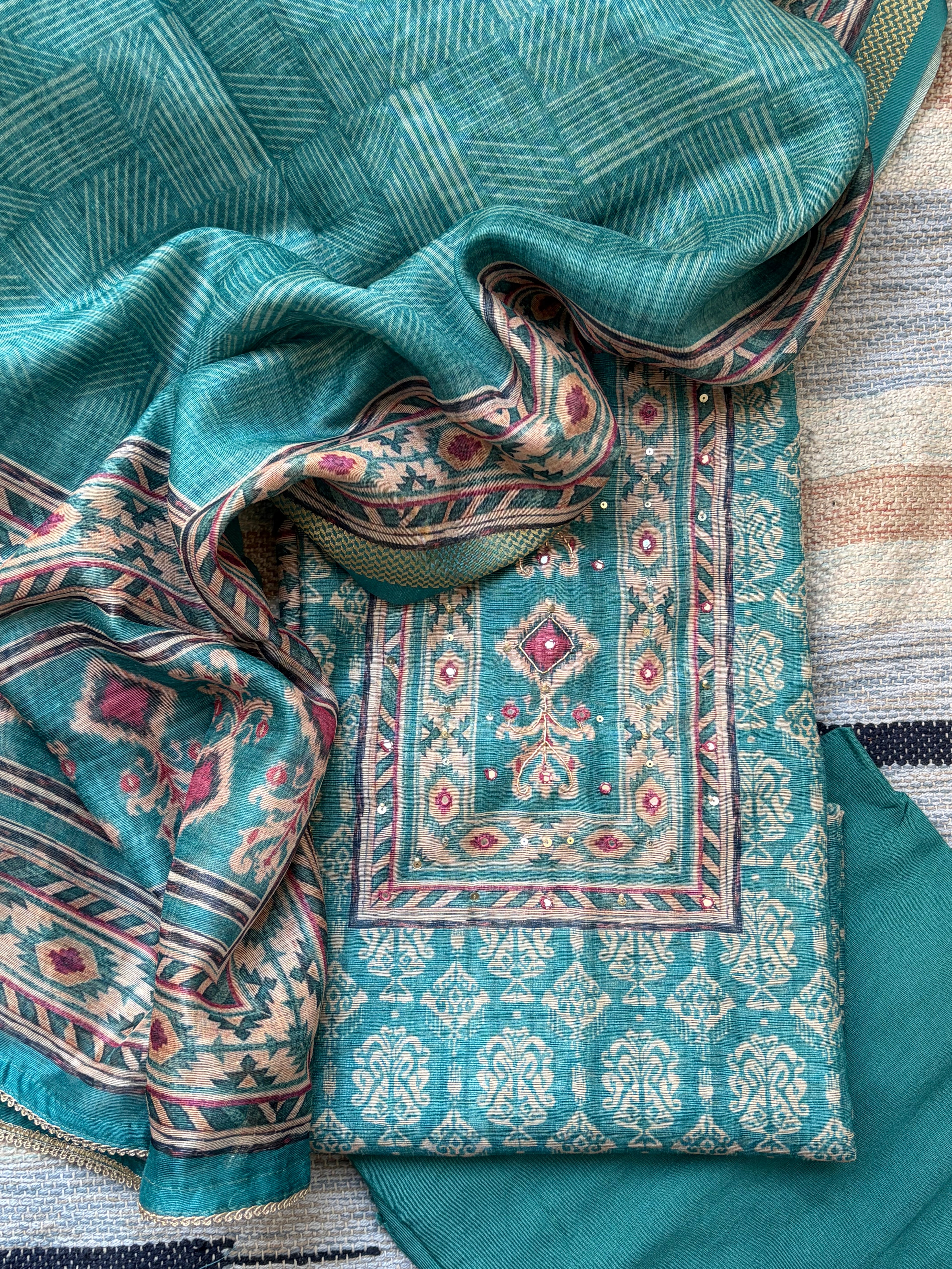 Soft Maheshwari Printed Unstitched Suit Set