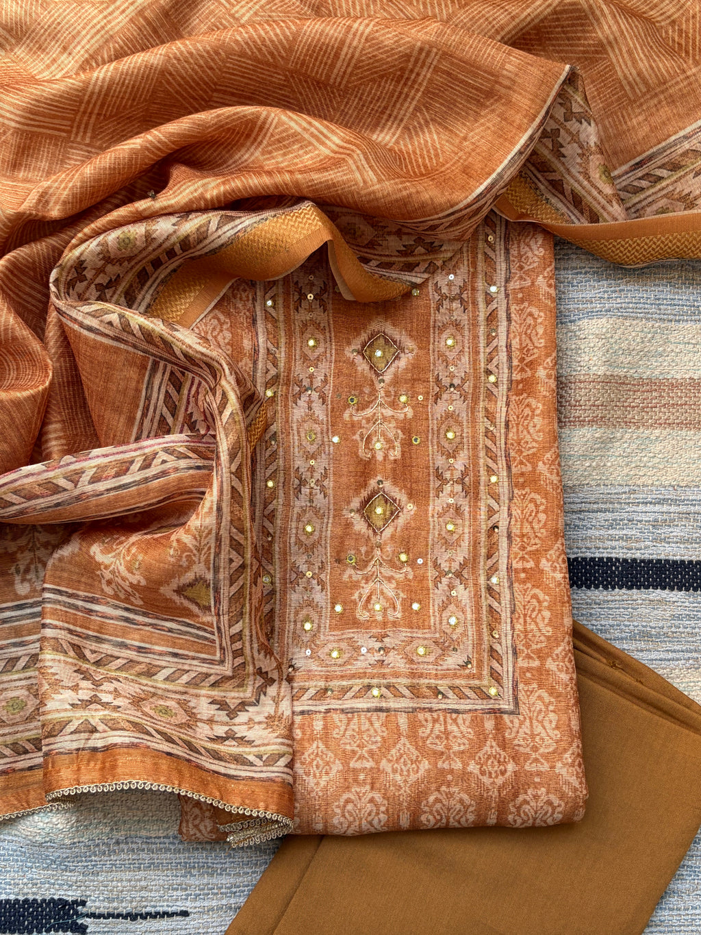Soft Maheshwari Printed Unstitched Suit Set