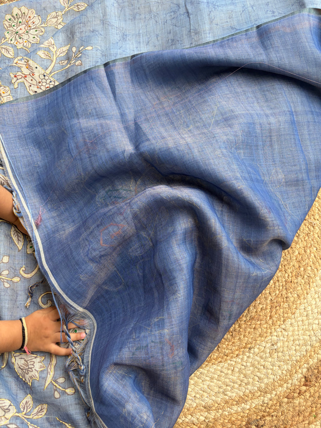 Linen Maheshwari Saree with Intricate Kantha Embroidery