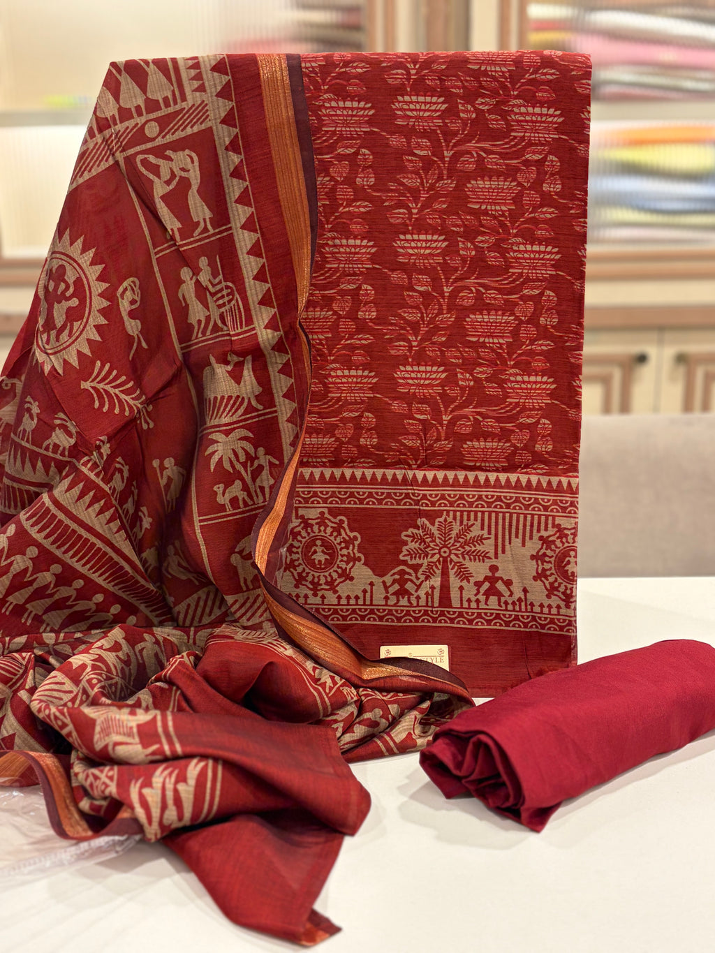 The Softest Maheshwari Elegance with Traditional Warli Art