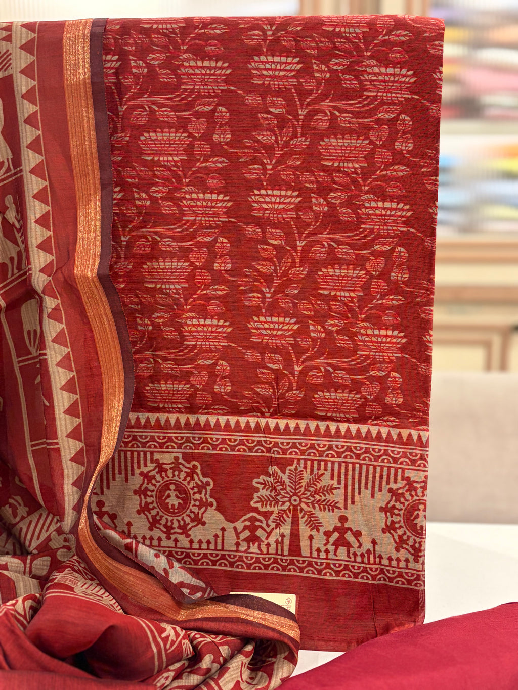 The Softest Maheshwari Elegance with Traditional Warli Art