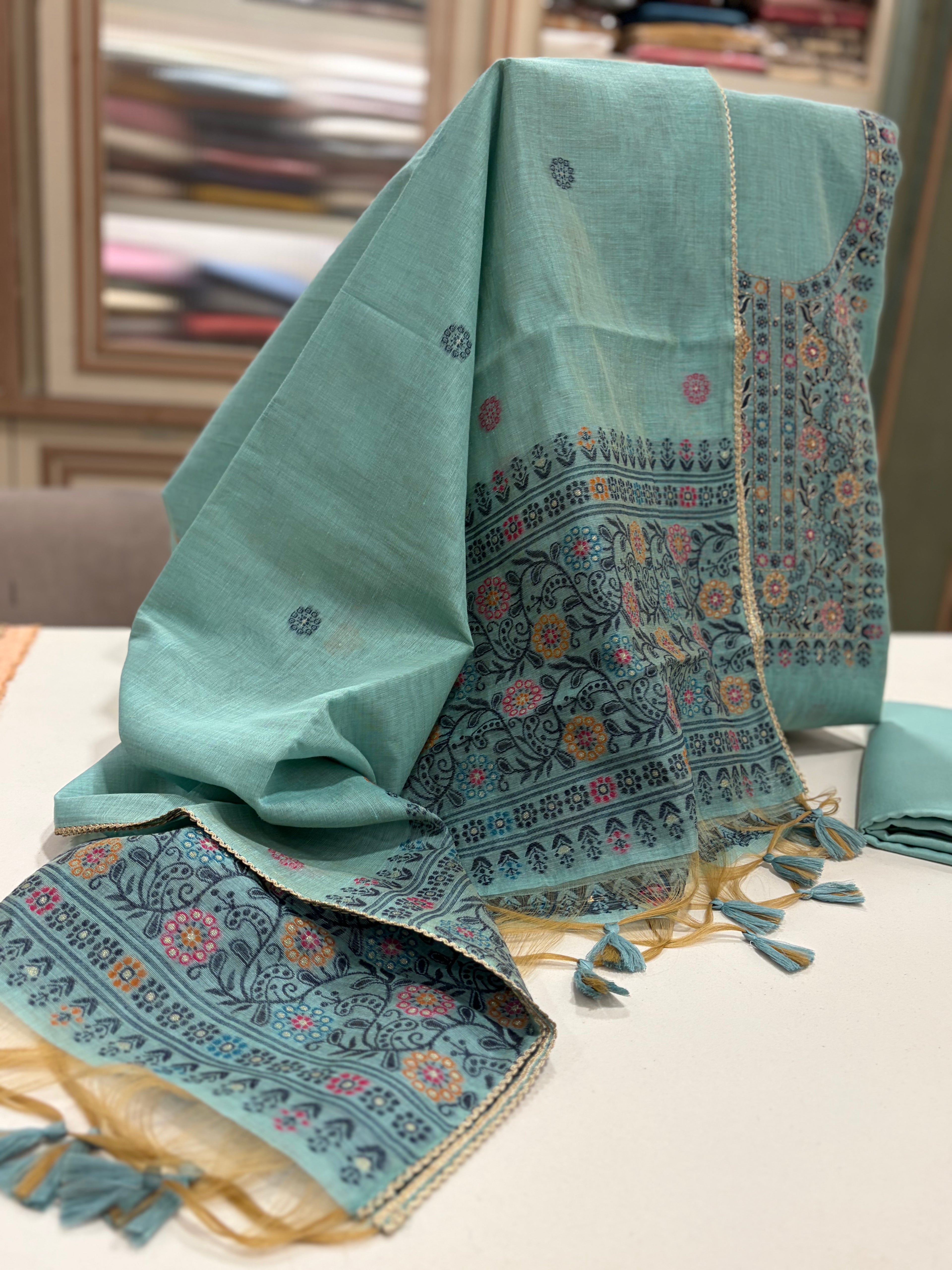 ✨ Pure Fine Maheshwari Jamdani — A Timeless Classic ✨