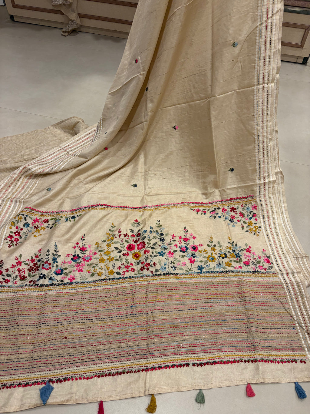 Tussar Bloom – Multicolour Threadwork Saree