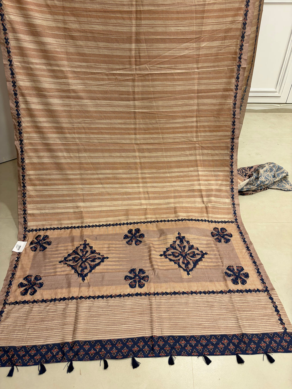 Soft Maheshwari Tussar Saree with Ajrakh Appliqué & Designer Blouse